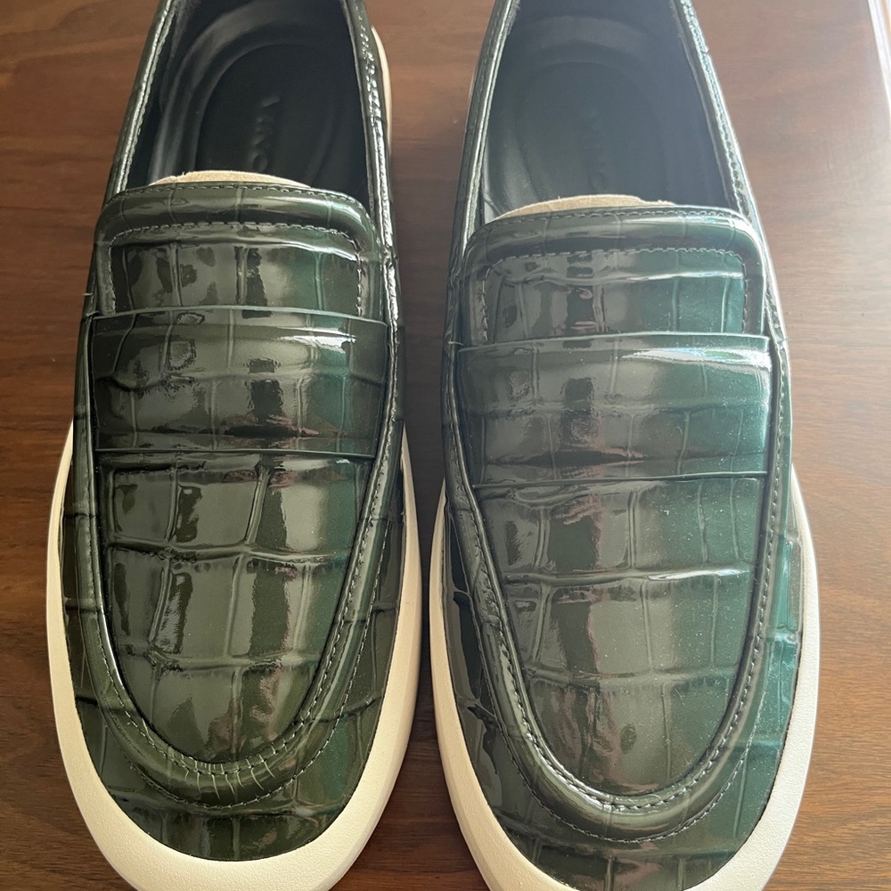 Vince Women's Ghita Slip On Sneakers. New, Size 7, Green
